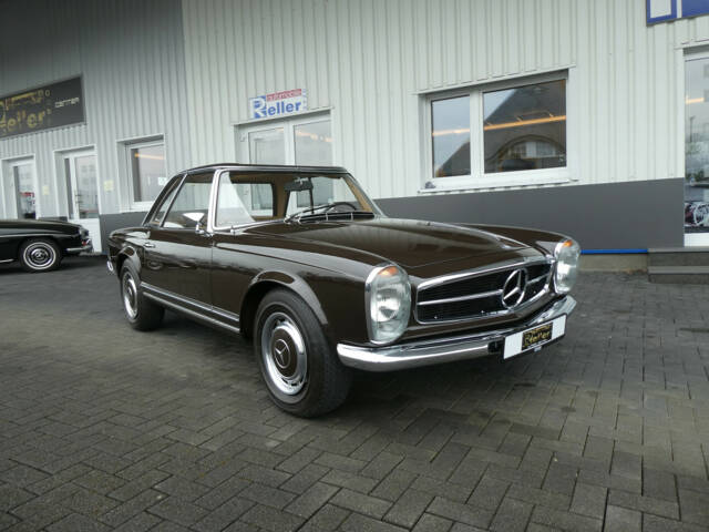 Image 1/30 of Mercedes-Benz 280 SL (1968)