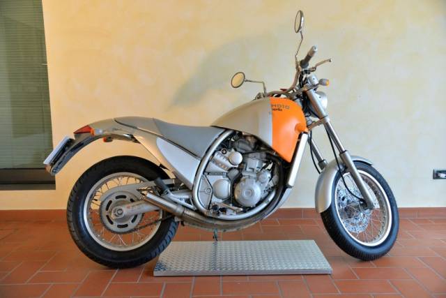 Bild 1/10 von Aprilia DUMMY (1999)