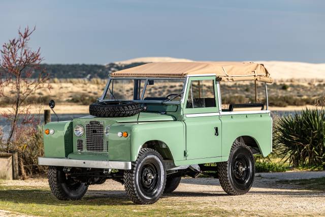 Bild 1/9 von Land Rover 88 (1961)