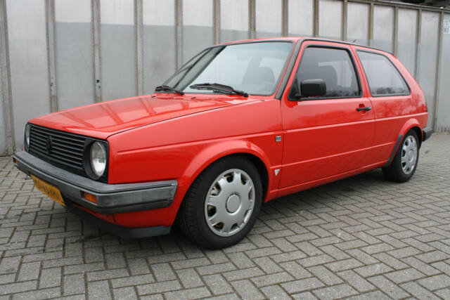 Bild 1/8 von Volkswagen Golf II GTD 1.6 (1984)