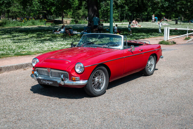 Image 1/81 de MG MGC (1968)