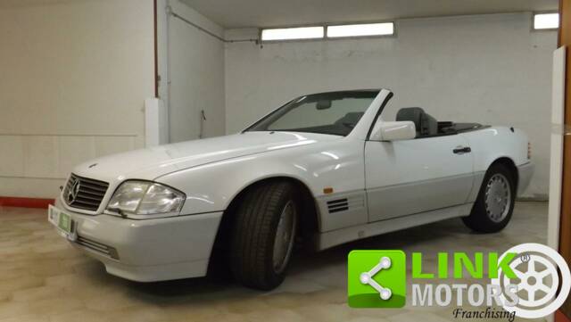 Image 1/10 of Mercedes-Benz 300 SL-24 (1989)