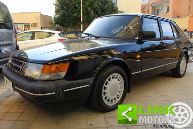 Image 1/9 of Saab 900 Turbo (1991)