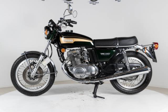Bild 1/10 von Yamaha DUMMY (1973)
