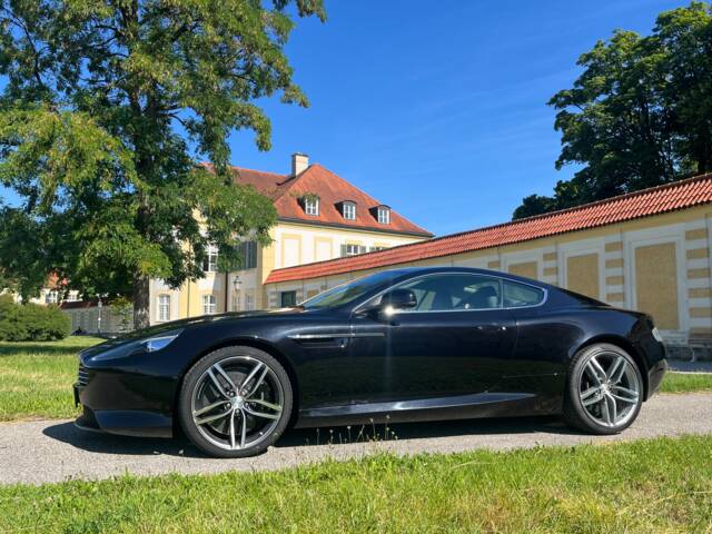 Bild 1/57 von Aston Martin Virage (2011)