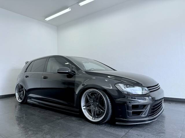 Bild 1/22 von Volkswagen Golf VII R (2016)