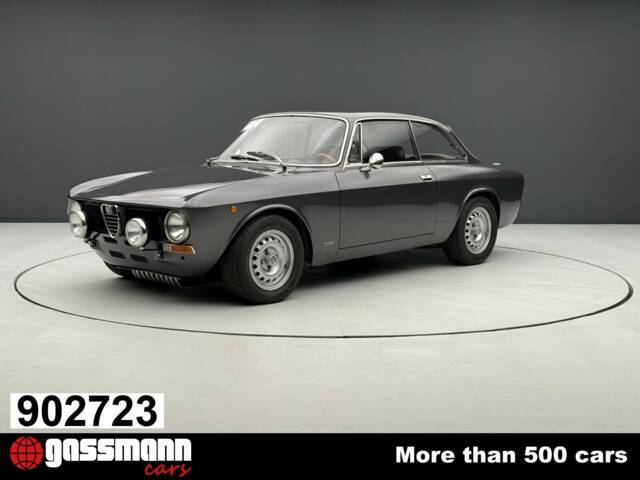 Imagen 1/15 de Alfa Romeo Giulia GT 1300 Junior (1973)