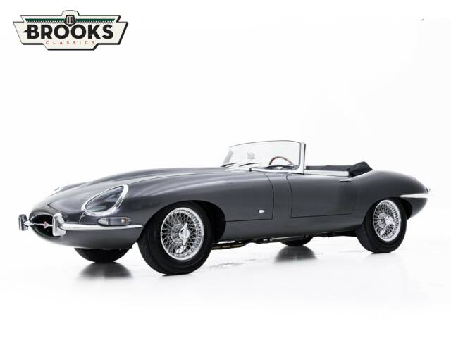 Image 1/50 of Jaguar E-Type 3.8 (1961)