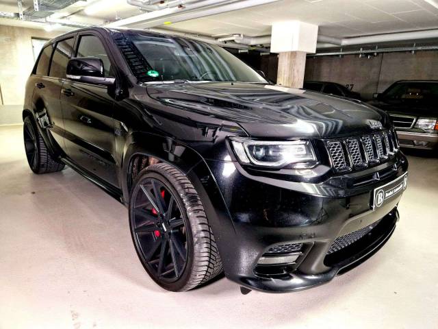 Image 1/13 of Jeep Grand Cherokee 6.4 V8 SRT (2018)