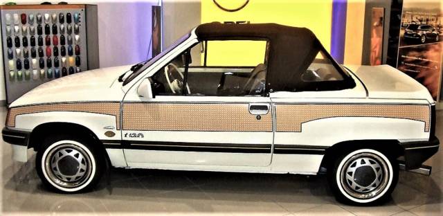 Image 1/35 of Opel Irmscher Corsa 1.2 S (1985)