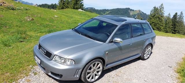 Audi RS4 B5 Avus Silber