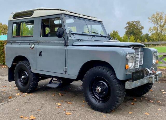 Bild 1/14 von Land Rover 88 Lightweight (1976)