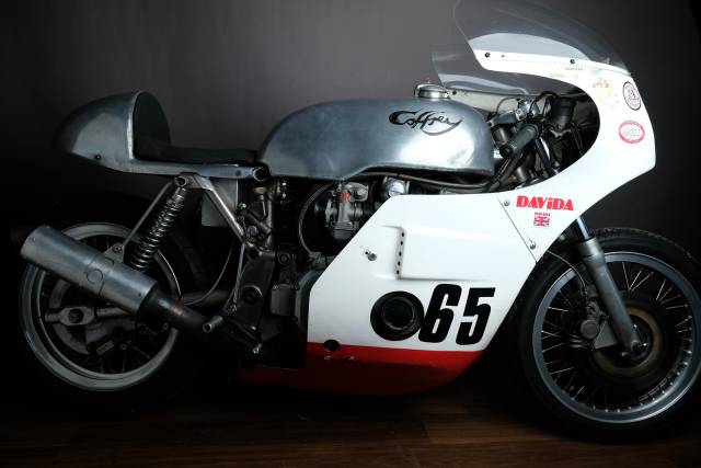 Bild 1/15 von Kawasaki DUMMY (1977)
