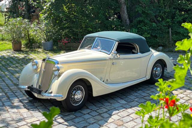 Image 1/13 of Horch 930 V (1939)