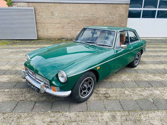 Image 1/47 of MG MGB GT (1969)
