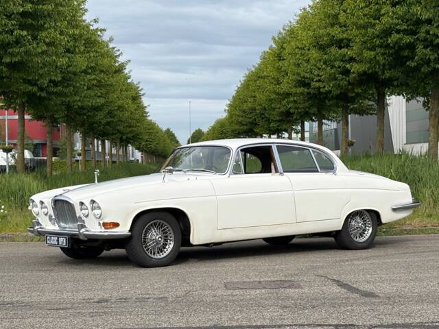 Image 1/20 of Jaguar Mk X 3.8 (1963)