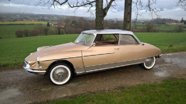 Image 1/11 of Citroën DS 19 Concorde (1962)