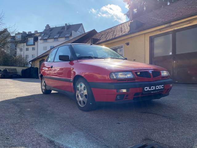 Bild 1/8 von Lancia Delta 2.0 16V HPE (1997)