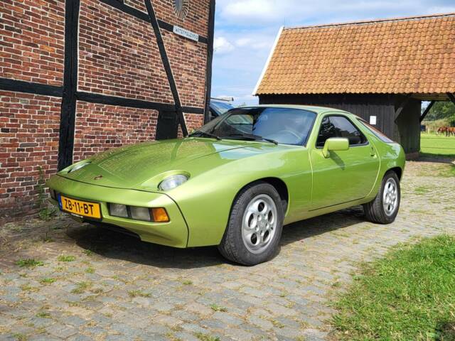 Bild 1/8 von Porsche 928 (1977)