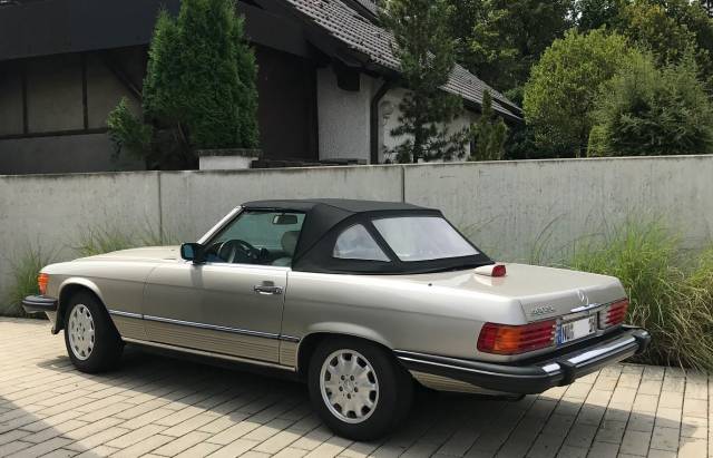 Image 1/8 of Mercedes-Benz 560 SL (1987)