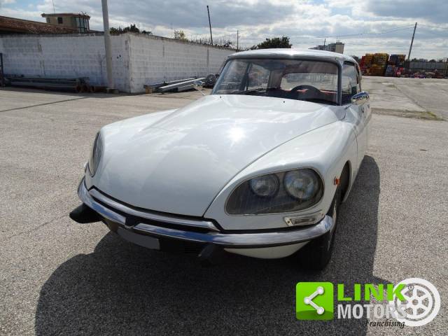 Image 1/19 of Citroën D Spécial (1974)