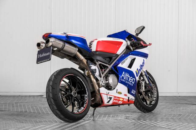 Imagen 1/32 de Ducati DUMMY (2009)