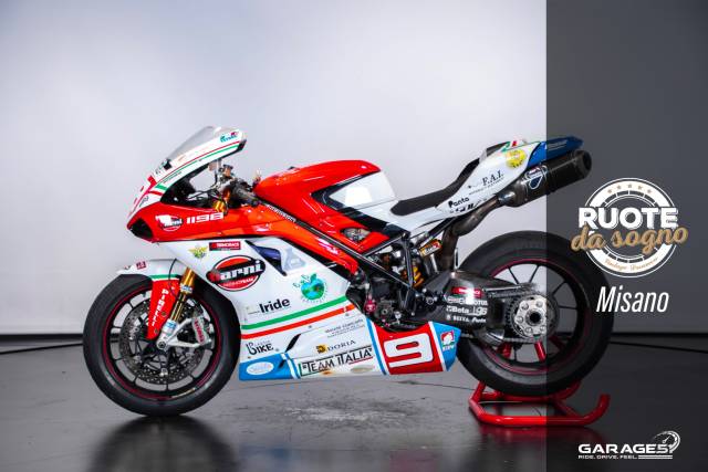 Bild 1/50 von Ducati DUMMY (2010)