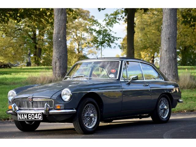 Image 1/16 of MG MGB GT (1968)