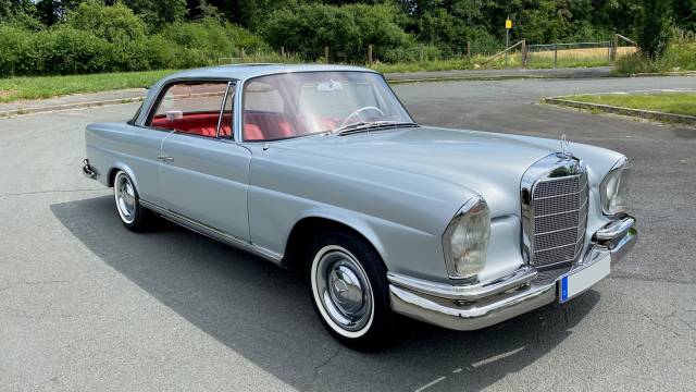 W111 Coupe