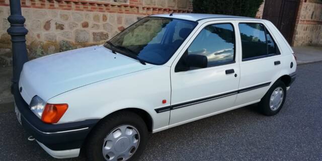 Bild 1/6 von Ford Fiesta 1.4 (1989)