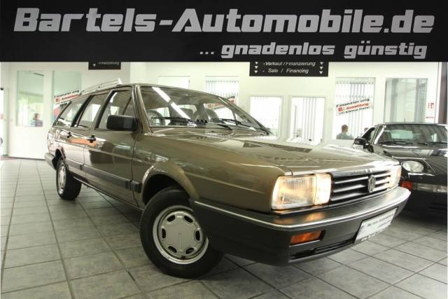 Bild 1/15 von Volkswagen Passat Variant 1.8 (1986)
