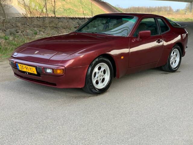 Bild 1/7 von Porsche 944 (1984)