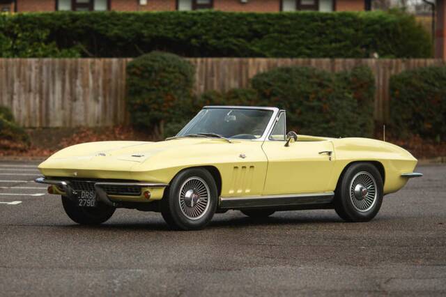 Bild 1/50 von Chevrolet Corvette Sting Ray Convertible (1966)