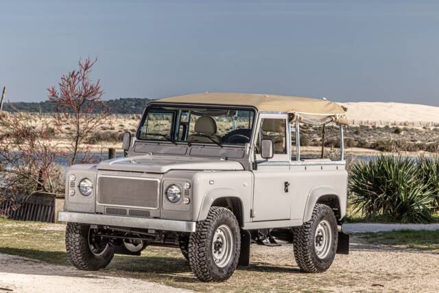 Bild 1/11 von Land Rover Defender 90 Td5 (2002)