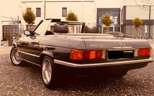Image 1/16 of Mercedes-Benz 280 SL (1979)