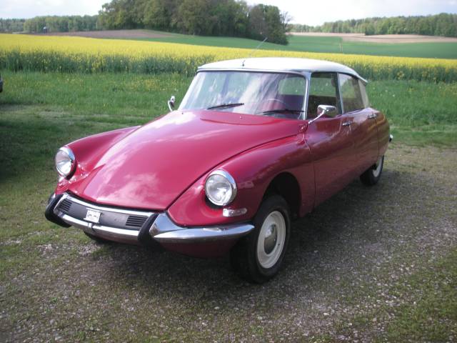Image 1/13 of Citroën ID 19 (1966)