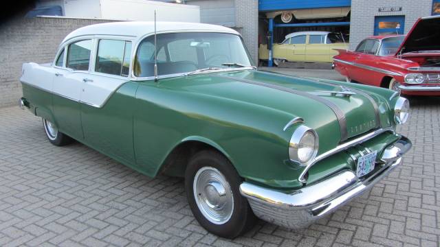 Bild 1/27 von Pontiac Chieftain (1955)