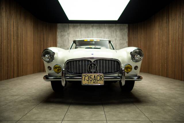 Bild 1/99 von Maserati 3500 GT Touring (1959)