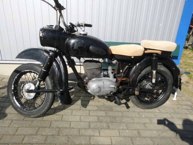 Afbeelding 1/18 van MZ DUMMY (1962)