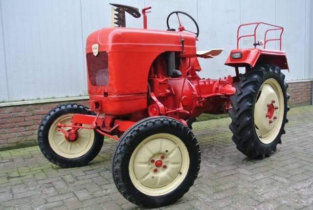 Image 1/7 of Porsche-Diesel Junior A111 (1952)