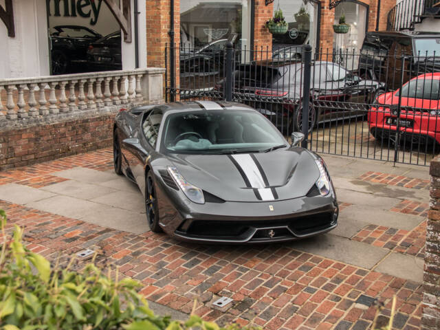 Bild 1/27 von Ferrari 458 Speciale (2015)