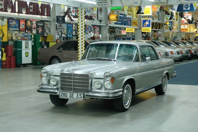 Immagine 1/50 di Mercedes-Benz 280 SE 3,5 (1970)