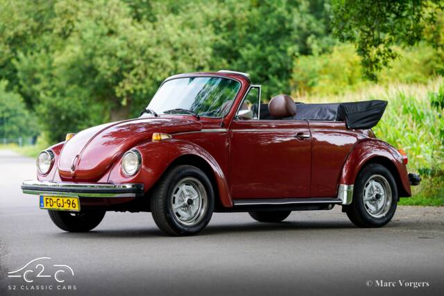 Image 1/56 de Volkswagen Käfer 1303 "Champagne Edition" (1978)