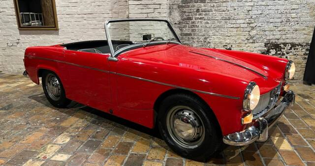 Image 1/8 of MG Midget (1962)