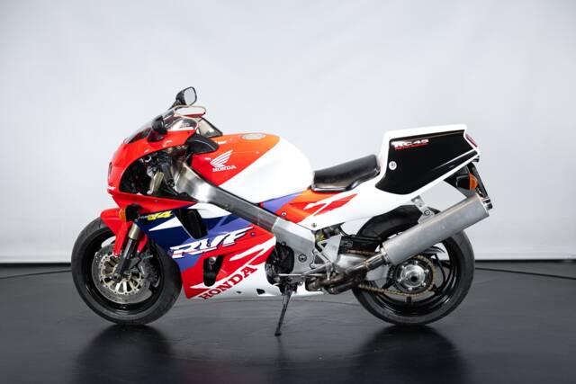 Bild 1/42 von Honda RVF 750 RC 45 (1994)