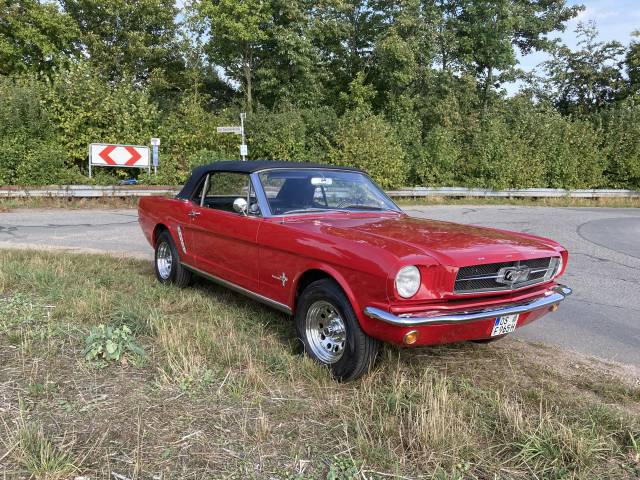 Image 1/7 of Ford Mustang 200 (1965)