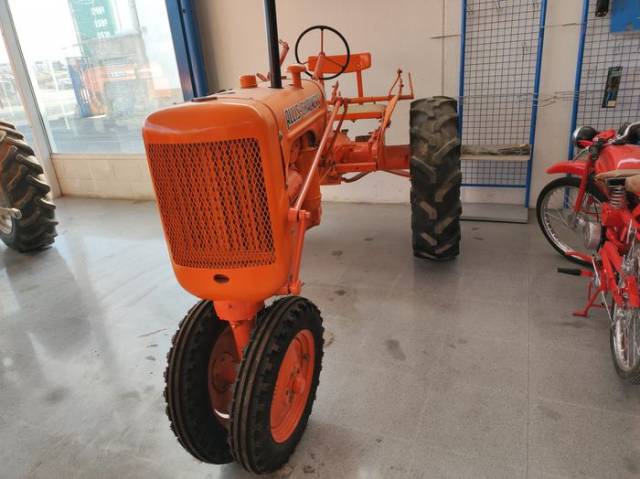 Image 1/7 of Allis Chalmers C (1947)
