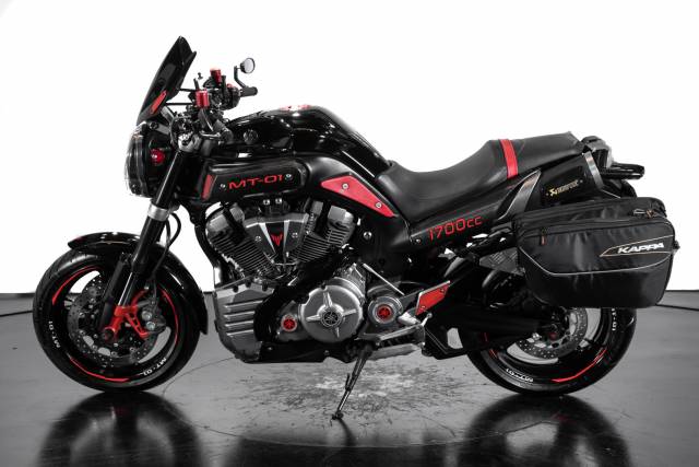 Bild 1/23 von Yamaha DUMMY (2006)