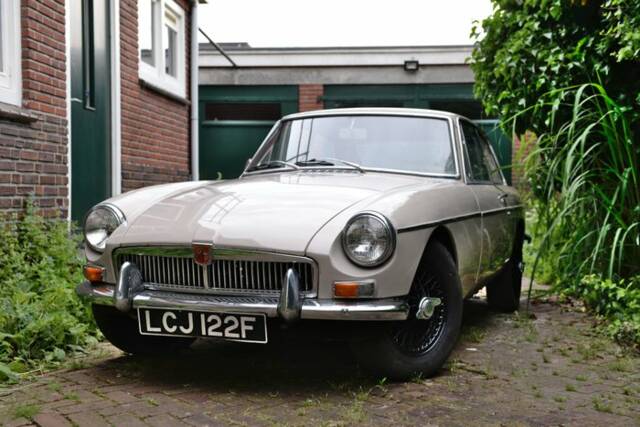 Image 1/7 of MG MGB GT (1967)
