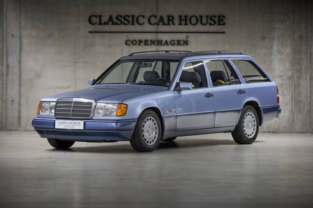 Bild 1/100 von Mercedes-Benz 230 TE (1990)
